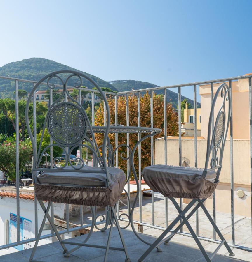 Alloggio Nuovissimo Al Centro E Rilassante Ischia Extérieur photo